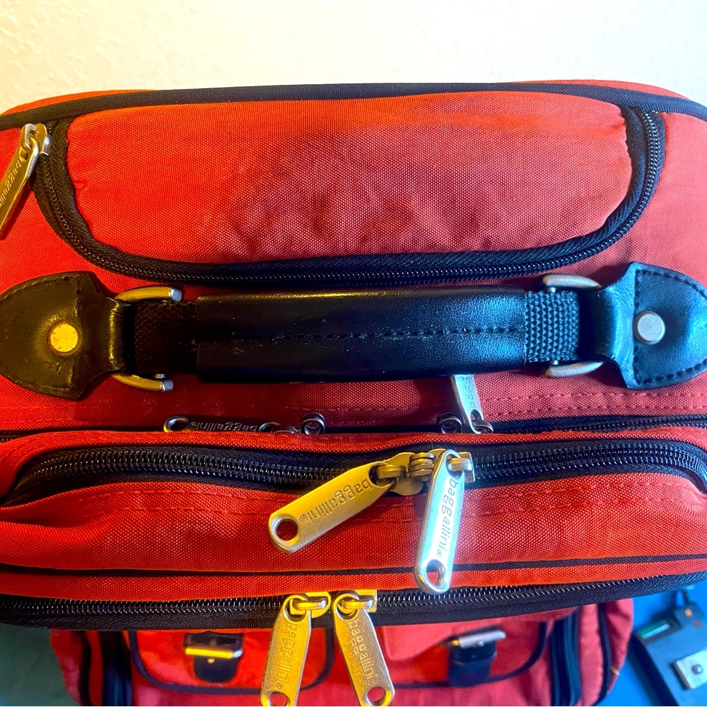BAGGALLINI CARRY ON